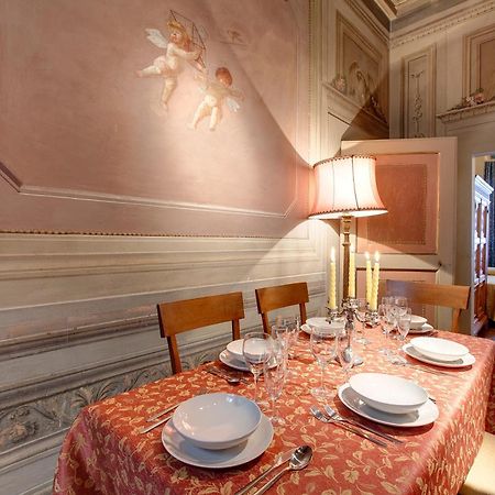 Ferienwohnung Palazzo Bucciolini Florenz Zimmer foto