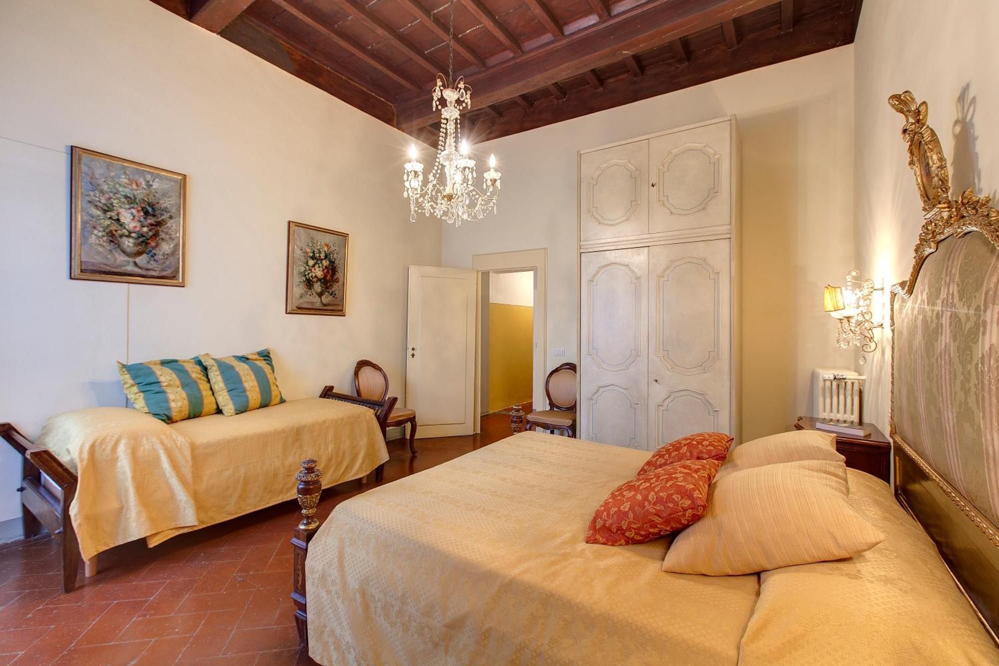 Ferienwohnung Palazzo Bucciolini Florenz Zimmer foto