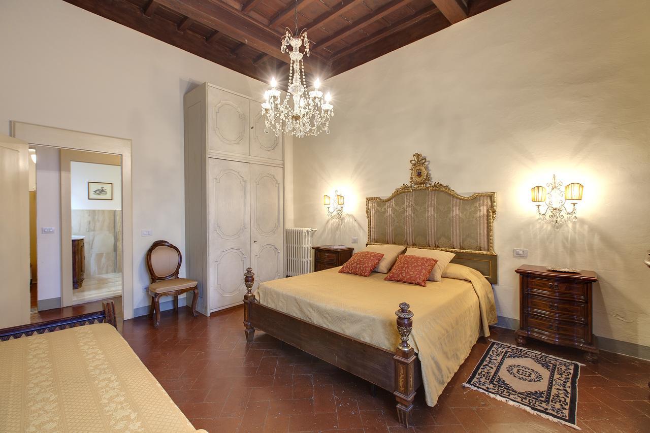 Ferienwohnung Palazzo Bucciolini Florenz Zimmer foto